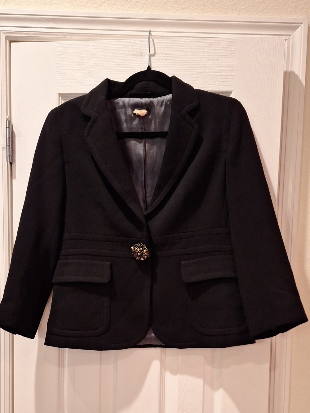 JCrew - Black Wool Crepe Women's Tailored Blazer with Decorative Button - 8